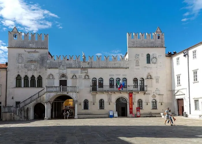 Ognissanti 2 - Free Parking